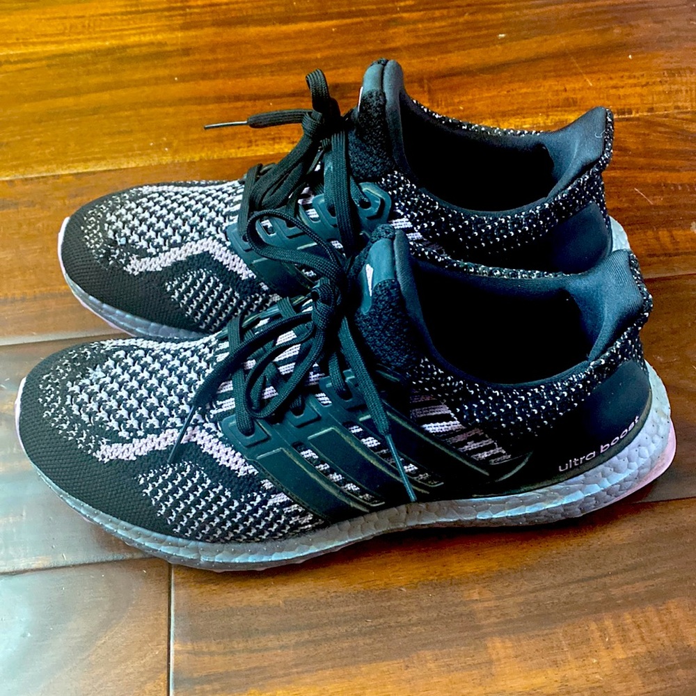 Women’s adidas Ultra Boost size 8.5